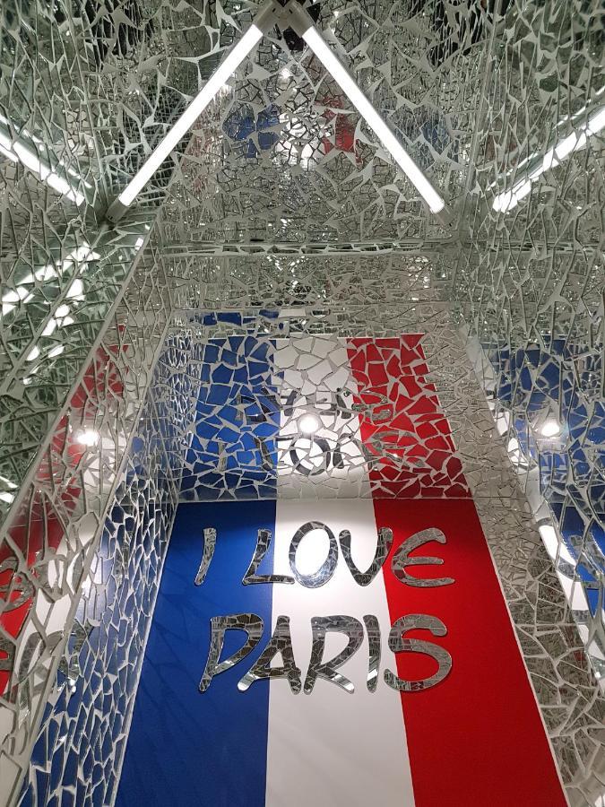 Bonjour Bed & Breakfast Paris